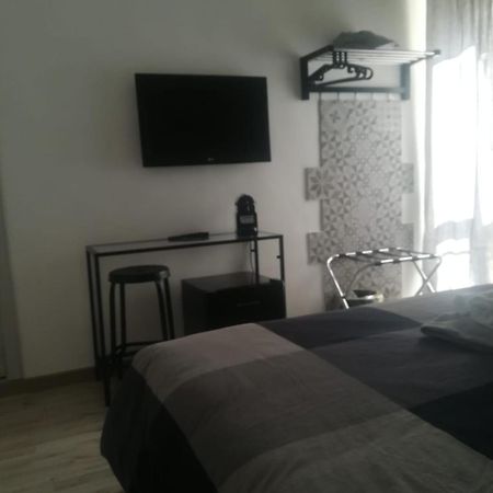 Murena Apartments & Rooms Rome Bagian luar foto