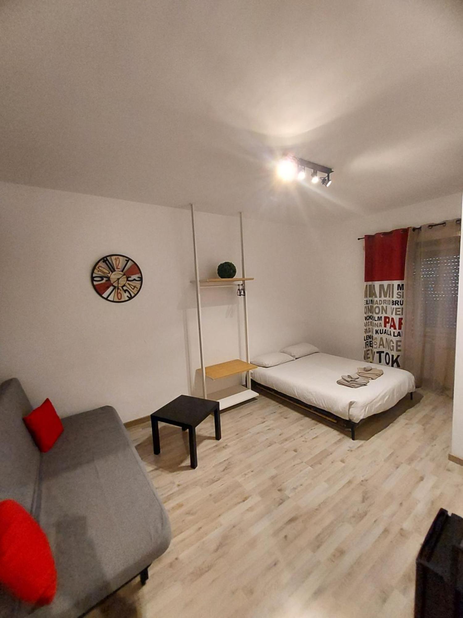 Murena Apartments & Rooms Rome Ruang foto